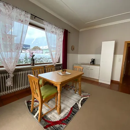 Katharina'S Sleepover - Budget Holiday Home-2